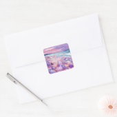 Roze zeeglas op het strand. vierkante sticker (Envelop)