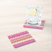 Roze zigzagachtergrond kartonnen onderzetters (Insitu)