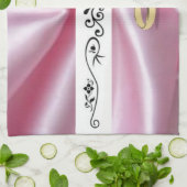 Roze zijde met een bruiloft theedoek (Gevouwen)