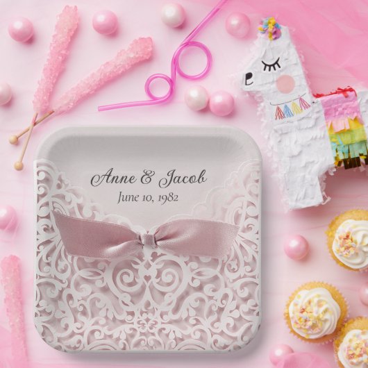 Roze zijkant op kant voor Jubileum Papieren Bordje (Feest)