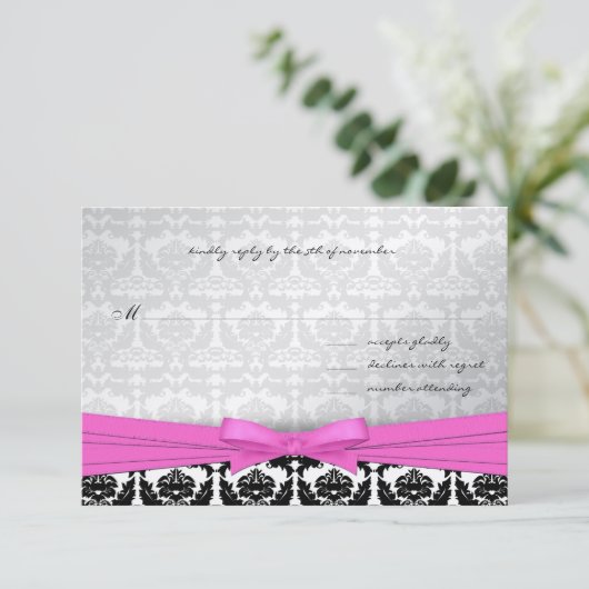 Roze zilver en zwarte Damask Swirls Wedding Invite Kaart (Staand voorkant)