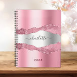 Roze zilveren agaat marmeren naam 2025 planner<br><div class="desc">Blush roze en faux zilver en agaat,  marmeren stenen print als achtergrond. Personaliseer en voeg jouw naam toe. De naam is geschreven met een modern handgeschreven stijlschrift.</div>