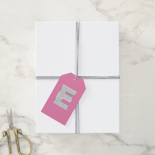 Roze zilveren letter E Cadeaulabel (Met Touw)