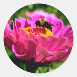 Roze zink met hommel, roze bloemen, schattige bije ronde sticker