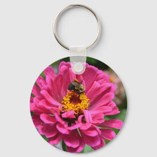Roze Zinnia en Bumble bee Sleutelhanger