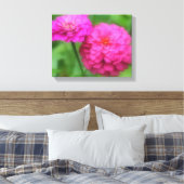 Roze Zinnia Flower Pair Canvas Afdruk (Insitu (Slaapkamer))