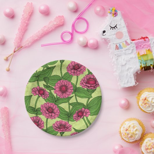 Roze Zinnias op lichtgroen Papieren Bordje (Feest)