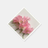 Roze zoete erwten dicht bij elkaar servet (Hoek)