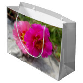Roze zonnebloemen groot cadeauzakje (Achterkant Gekanteld)