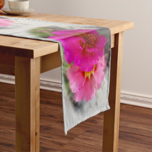Roze zonnebloemen lange tafelloper (Voorbeeld)