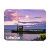 Roze zonsondergang over het meer magneet (Horizontaal)