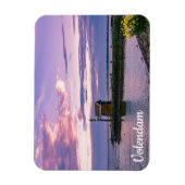 Roze zonsondergang over het meer magneet (Verticaal)