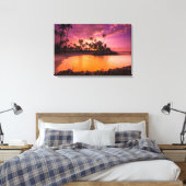 Roze zonsondergang van Hawaiaanse strand Canvas Afdruk (Insitu (Slaapkamer))