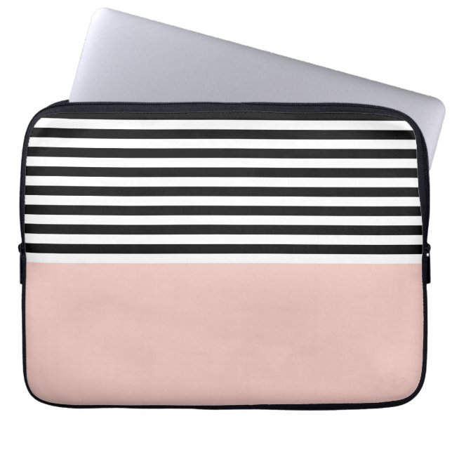 Roze zout met zwarte en witte strepen laptop sleeve (Voorkant)