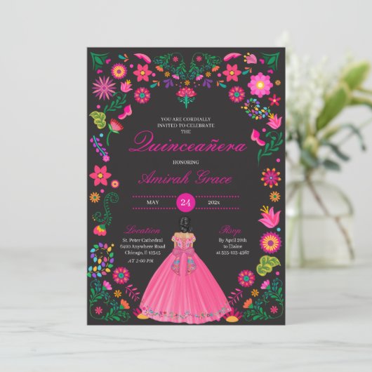 Roze & Zwart Fiesta Quinceañera Uitnodiging (Staand voorkant)