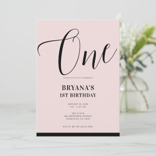 Roze Zwart Modern Minimaal Script ONE 1ST Verjaard Kaart (Staand voorkant)