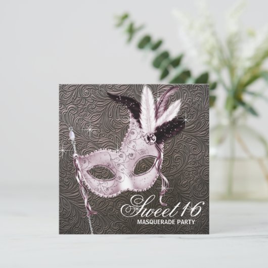 Roze Zwart Sweet 16 Masquerade Party Kaart (Staand voorkant)