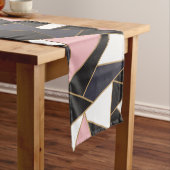 Roze Zwart Wit Abstracte Driehoeken Korte Tafelloper (Voorbeeld)