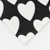 Roze zwart-wit hartpatroon monogram fleece deken (Hoek)