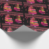 Roze zwarte-boomkleurige kerst cadeaupapier (Hoek)