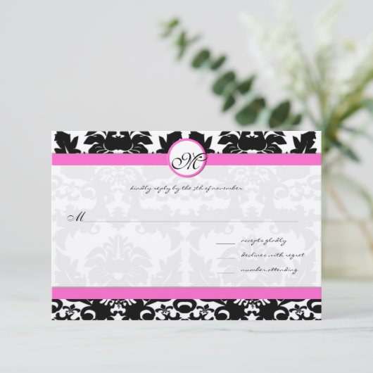 Roze & Zwarte Damast op Zilveren Metallic Bruiloft RSVP Kaartje (Staand voorkant)