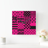 Roze Zwarte Gemengde Patchwork Ontwerp Vierkante Klok (Huis)