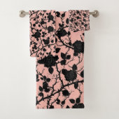 Roze & Zwarte Kerkhofrozen Gotisch Bad Handdoek (Insitu)