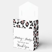Roze zwarte luipaard Dierlijke afdruk met monogram Bedankdoosjes (Geopend)