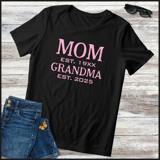 Roze & Zwarte Oma Bevorderde Moeder 2025 Tri-Blend Shirt