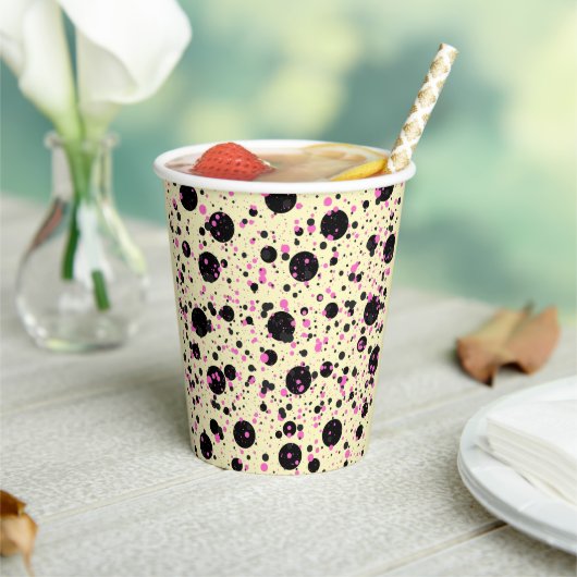 Roze & Zwarte Stip Glam Patroon Papieren Bekers (Insitu)