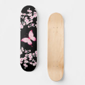 Roze zwarte vlinder en torenbloesems persoonlijk skateboard (Voorkant)