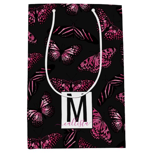 Roze Zwarte Vlinders Waterverf Patroon Monogram Medium Cadeauzakje (Voorkant)