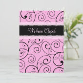 Roze zwenkplanken voor de uitreiking van de elopem aankondiging (Staand voorkant)