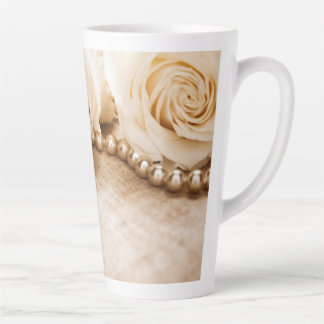 Rozen en parels latte mok