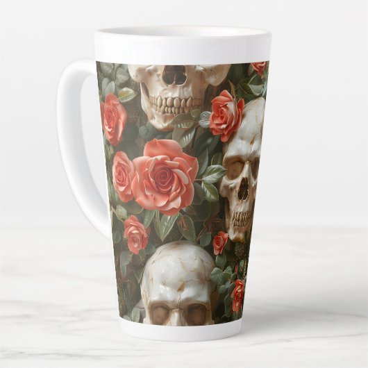 Rozen en schedels ontwerp latte mok (Linkerhoek)