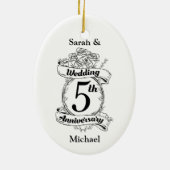 Rozen en wijnstokken Romantic 5th Wedding Jubileum Keramisch Ornament (Achterkant)