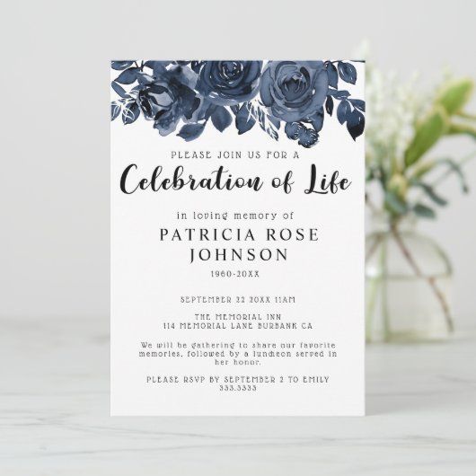 Rozen Funeral Celebration of Life Announcement Kaart (Staand voorkant)