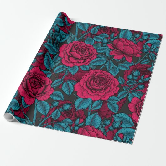 Rozen in rood en blauw cadeaupapier (Uitgerold)