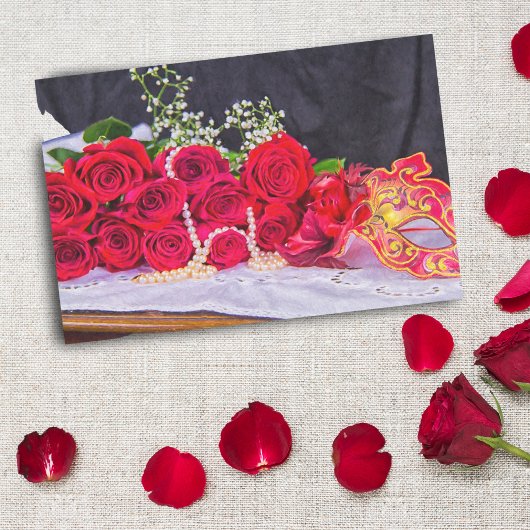 Rozen met parels en maskerade tissuepapier