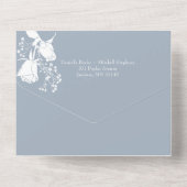 Rozen op Dusty Blue All in One Wedding Invite Uitnodiging (Achterkant)