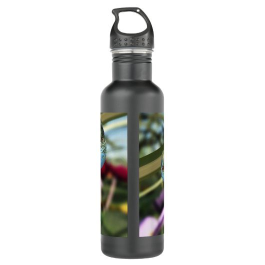 Rozen op regendruppels waterfles (Achterkant)