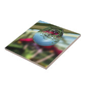 Rozen op regenval tegeltje (Zijkant)