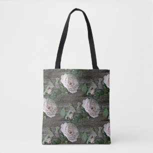 Rozen op verweerd hout tote bag