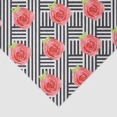 Rozen op zwarte en witte strepen tissuepapier (Detail)