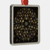 Rozen raam boven de westdeur, met scènes diepgaand metalen ornament (Rechts)