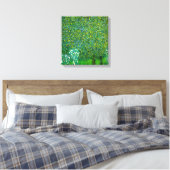 Rozen van Gustav Klimt onder de perenboom Canvas Afdruk (Insitu (Slaapkamer))