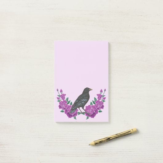 Rozen van zwarte vogels en Raven Post-it® Notes (Op bureau)
