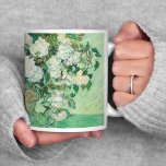 Rozen | Vincent van Gogh Koffiemok<br><div class="desc">Rozen (1890) van de Nederlandse postimpressionist Vincent Van Gogh. Het originele werk is een olie op canvas schilderend een stil leven van witte rozen tegen een lichtgroene achtergrond. Gebruik de ontwerphulpmiddelen om douanetekst toe te voegen of het afbeelding te personaliseren.</div>
