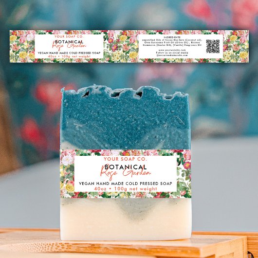 Rozen voor cosmetische staafbalken met zeep en pro uitnodigingen wikkel