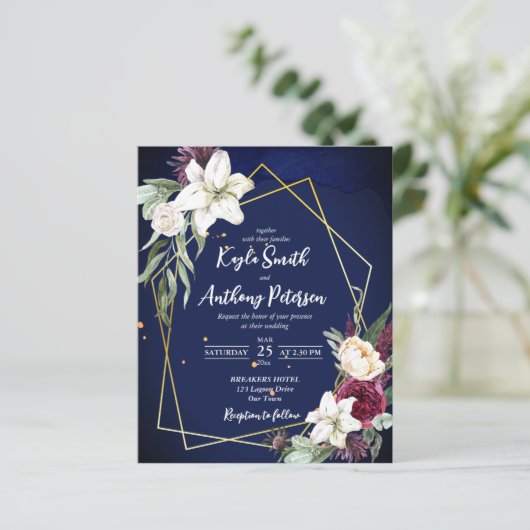 Rozen voor de bruiloft van de marinesolese bruinbu (Staand voorkant)